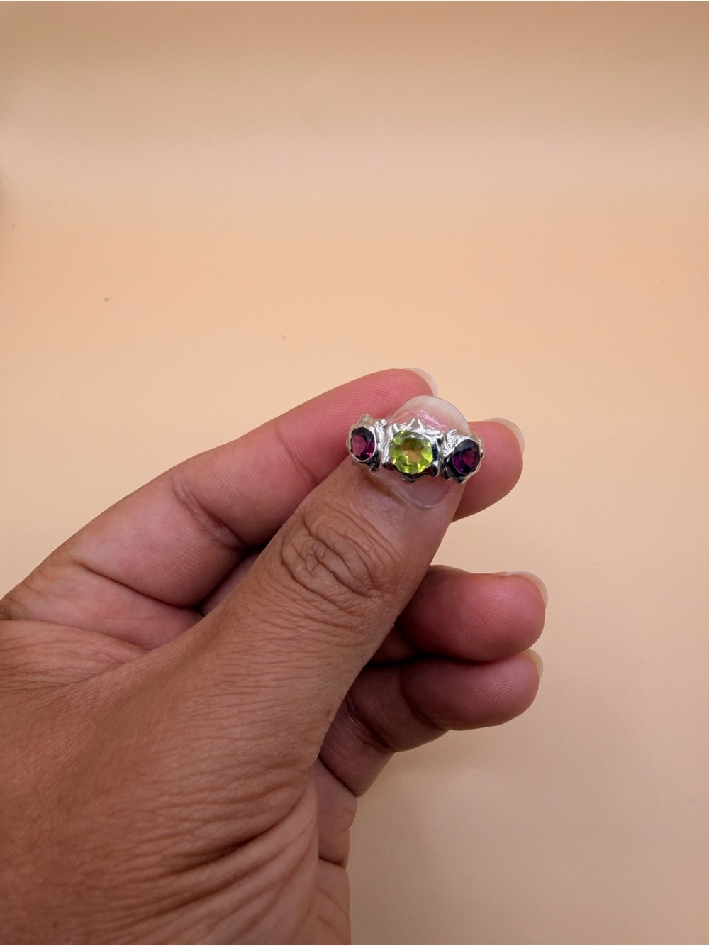 925 Sterling Silver Rhodolite Garnet & Peridot Ring Size 7.25.